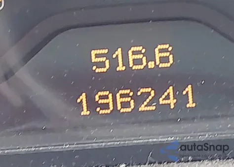 1997 Mercedes-Benz E 320 z USA, uszkodzony, nr VIN WDBJF55F5VJ036330